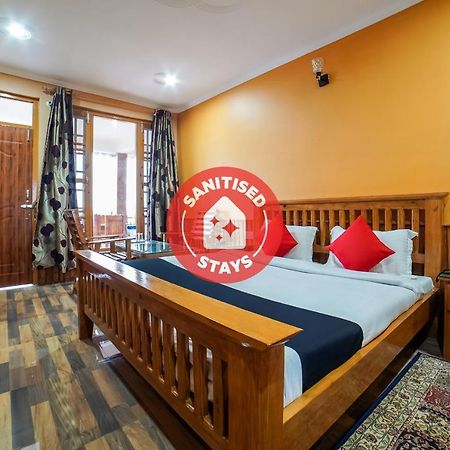 Capital O 47240 Hotel Blossom Resort Kausani Exterior foto