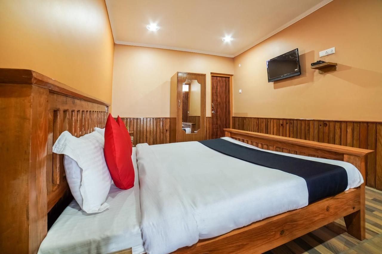 Capital O 47240 Hotel Blossom Resort Kausani Exterior foto